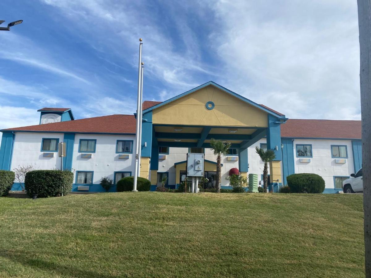 Tropicana Inn And Suites Dallas Exterior foto